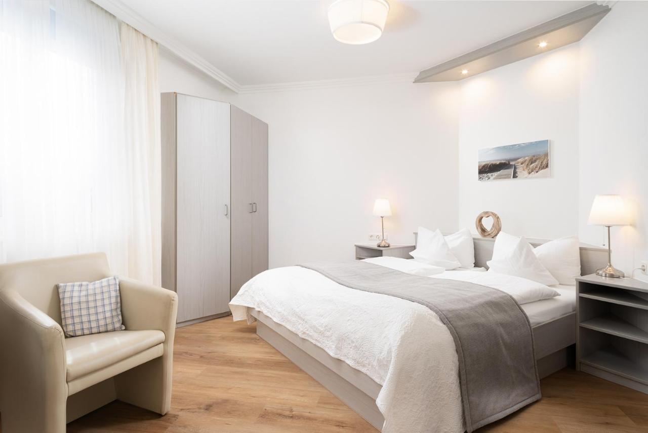Hotel Haus Am Park บอร์คุม ภายนอก รูปภาพ